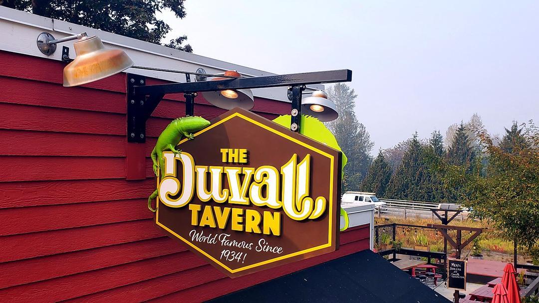 https://7099671.fs1.hubspotusercontent-na2.net/hubfs/7099671/duvall-tavern-sign-featured-1-1.jpg