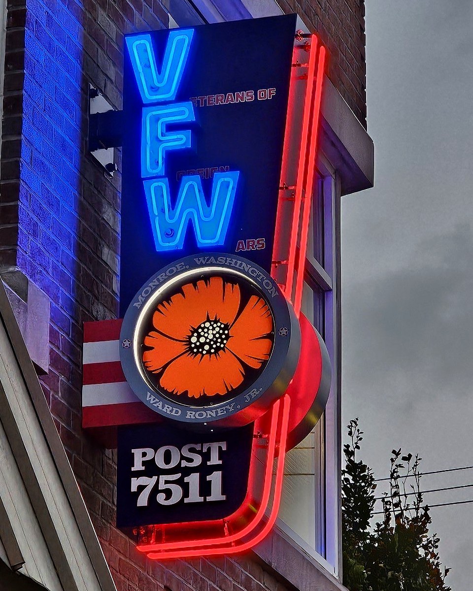 VFW Post 7511 neon blade sign, Monroe VFW Post 7511 neon blade sign, Monroe